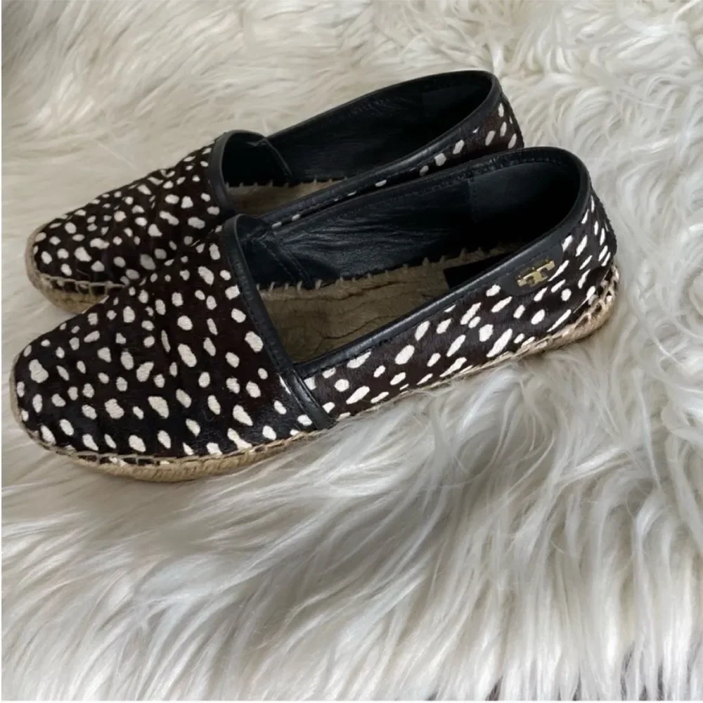 Tory Burch Black and White Mckenzie Dotted Pony Espadrille Slip On Flats‎ 7.5